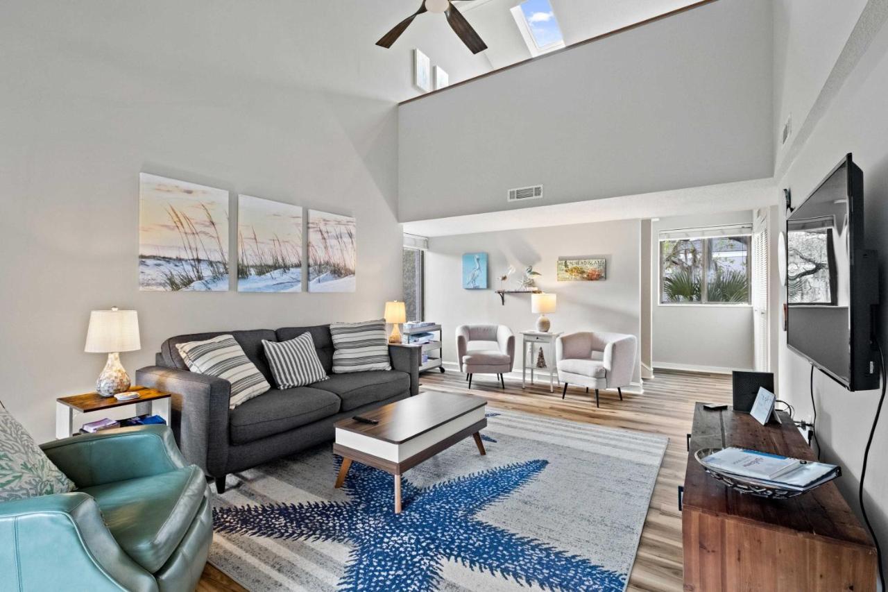 הילטון הד איילנד Coastal Oasis With Pool - Walk To Coligny Beach Park מראה חיצוני תמונה
